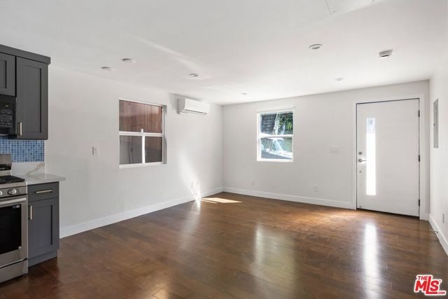 3015 Future Place, Los Angeles, CA 90065