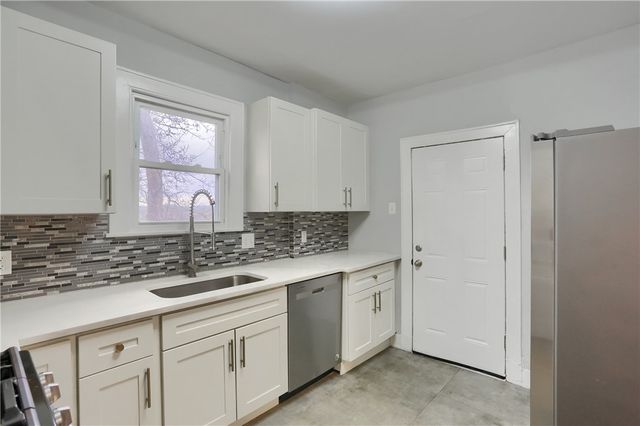 542 N Fairmount St, Garfield, PA 15206