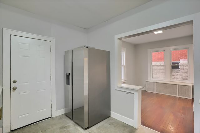 542 N Fairmount St, Garfield, PA 15206