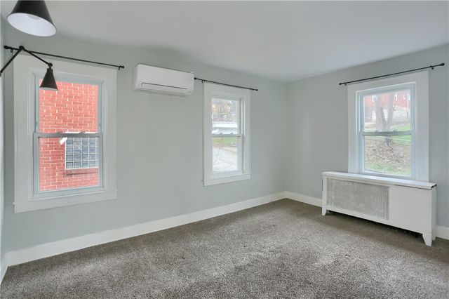 542 N Fairmount St, Garfield, PA 15206