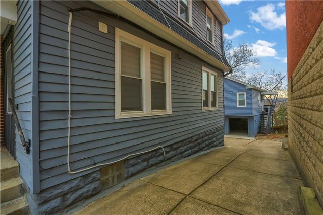 542 N Fairmount St, Garfield, PA 15206
