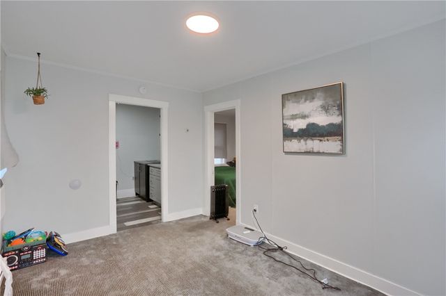 542 N Fairmount St, Garfield, PA 15206