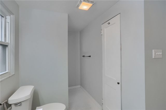 542 N Fairmount St, Garfield, PA 15206