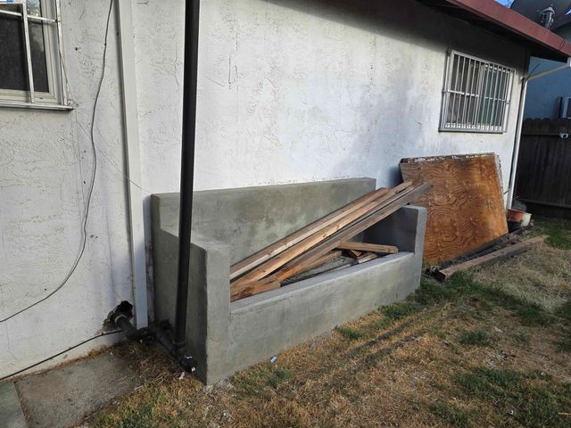 6933 Kermit Ln, Stockton, CA 95207