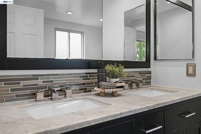 491 Santander Dr, San Ramon, CA 94583
