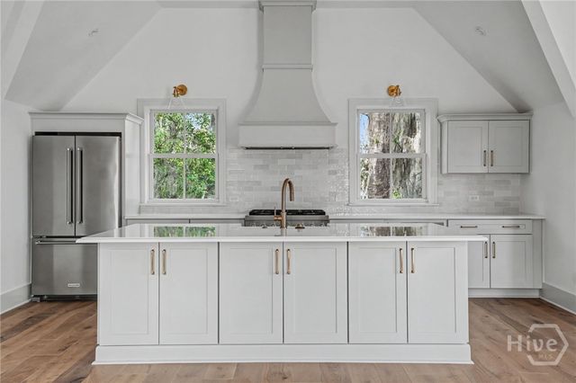 576 Silk Hope Drive, Richmond Hill, GA 31324