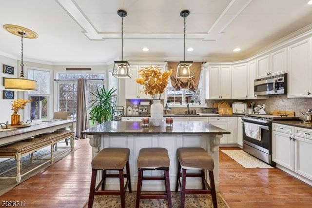 113 Junction Rd, Hampton Boro, NJ 08827