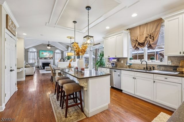 113 Junction Rd, Hampton Boro, NJ 08827