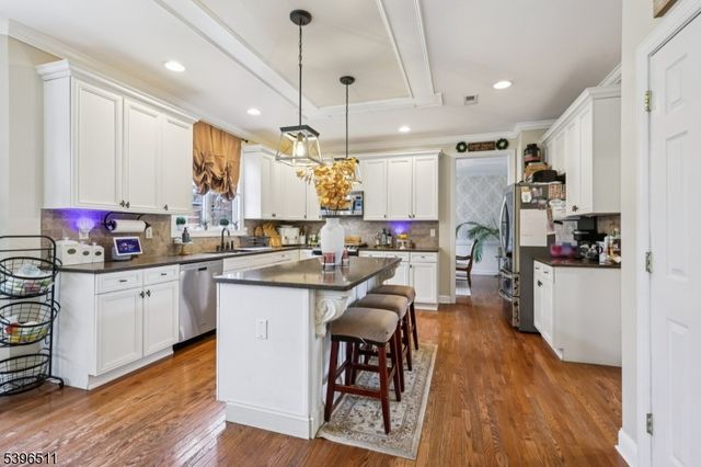 113 Junction Rd, Hampton Boro, NJ 08827