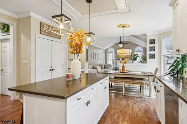 113 Junction Rd, Hampton Boro, NJ 08827