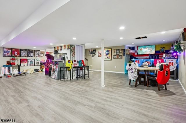 113 Junction Rd, Hampton Boro, NJ 08827