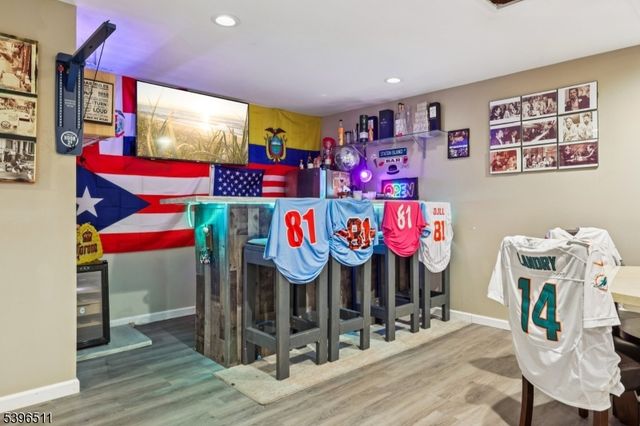 113 Junction Rd, Hampton Boro, NJ 08827