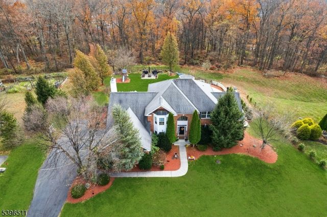 113 Junction Rd, Hampton Boro, NJ 08827