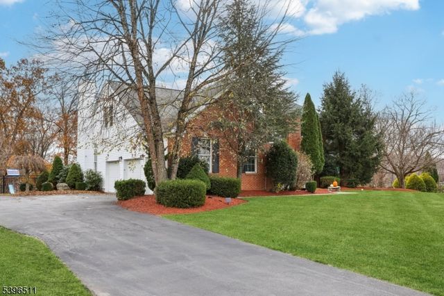 113 Junction Rd, Hampton Boro, NJ 08827