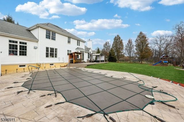 113 Junction Rd, Hampton Boro, NJ 08827