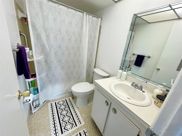 6600 Royal Palm Boulevard 304B, Margate, FL 33063