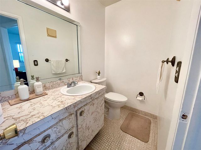 6600 Royal Palm Boulevard 304B, Margate, FL 33063