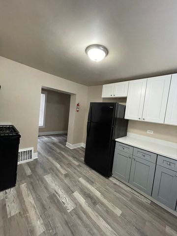 11634 S Princeton Avenue, Chicago, IL 60628