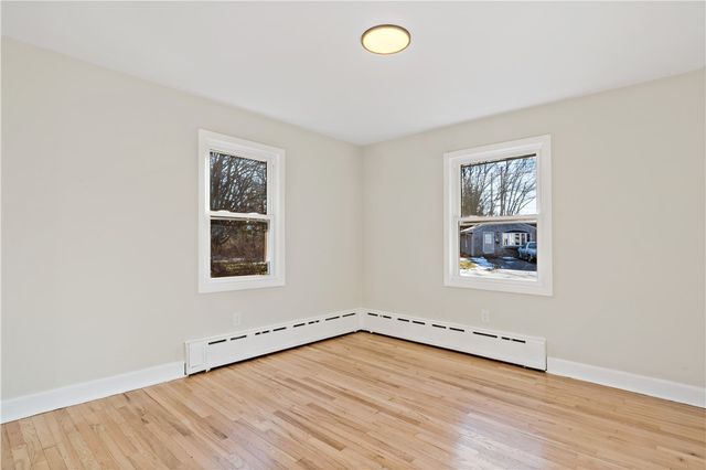 54 Doris Avenue, Tiverton, RI 02878