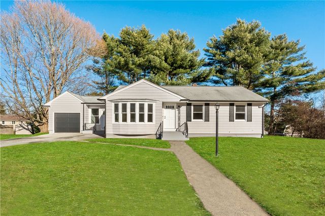 54 Doris Avenue, Tiverton, RI 02878