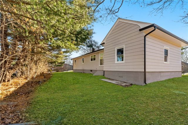 54 Doris Avenue, Tiverton, RI 02878