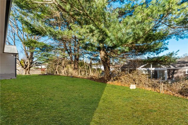 54 Doris Avenue, Tiverton, RI 02878