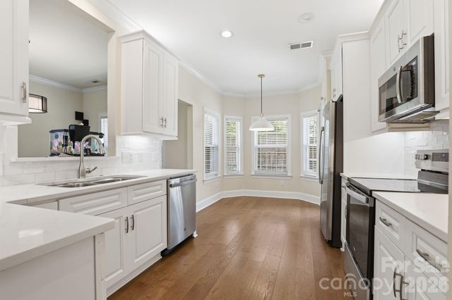 2800 Wingfield Place, Charlotte, NC 28210