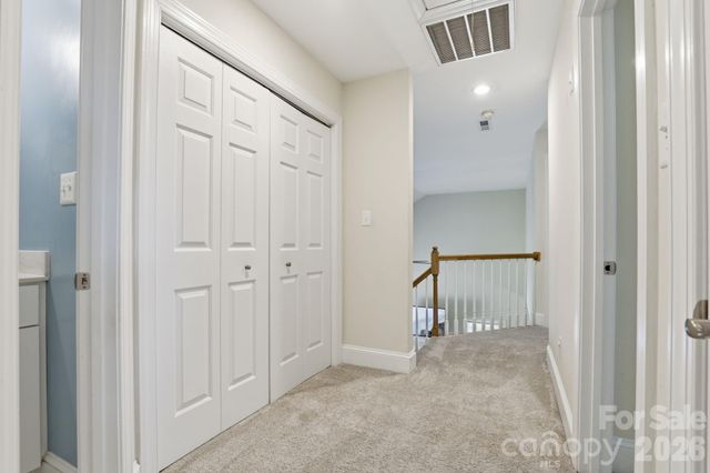 2800 Wingfield Place, Charlotte, NC 28210