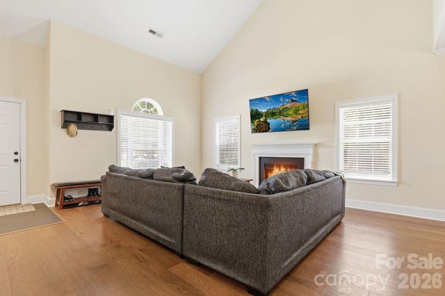 2800 Wingfield Place, Charlotte, NC 28210