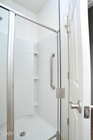 9505 S Quiet Dove Drive, Tucson, AZ 85747