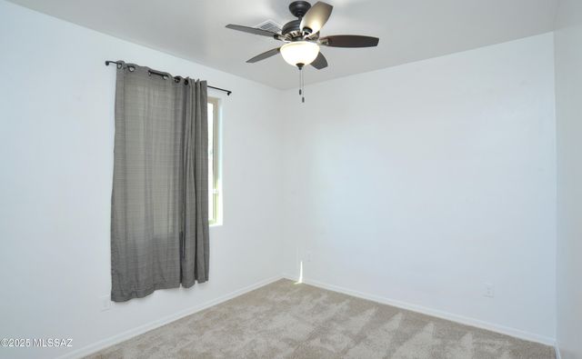 9505 S Quiet Dove Drive, Tucson, AZ 85747