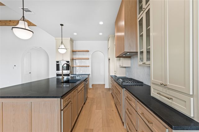 4720 Magnolia Trail, Midlothian, TX 76065