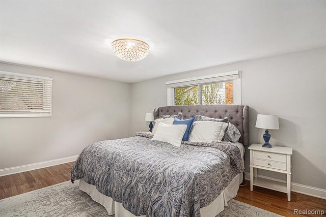 397 S Cranbrook Road, Birmingham, MI 48009