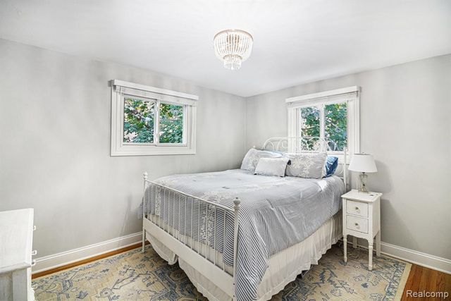 397 S Cranbrook Road, Birmingham, MI 48009