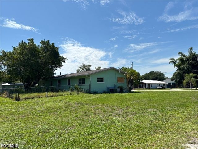 8206 Riverside DR, Punta Gorda, FL 33982