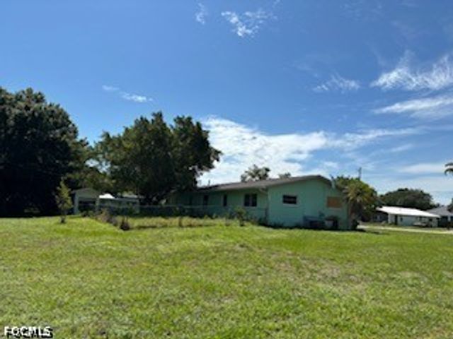 8206 Riverside DR, Punta Gorda, FL 33982