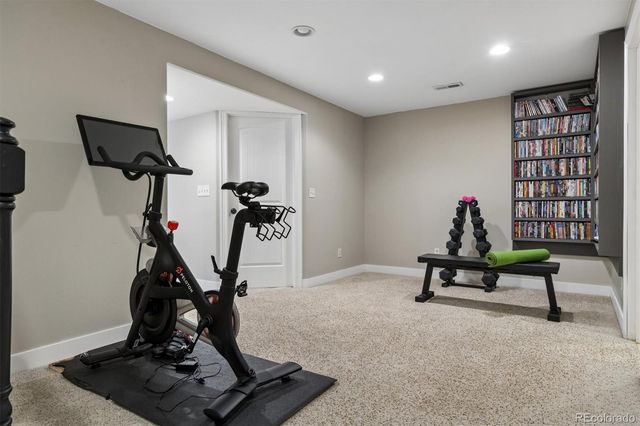 10738 W Roxbury Avenue, Littleton, CO 80127