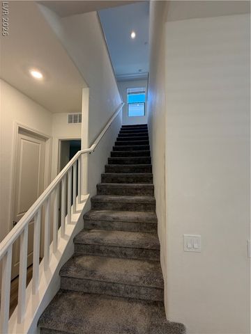11836 Black Canary Avenue, Las Vegas, NV 89138