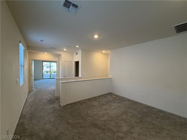 11836 Black Canary Avenue, Las Vegas, NV 89138