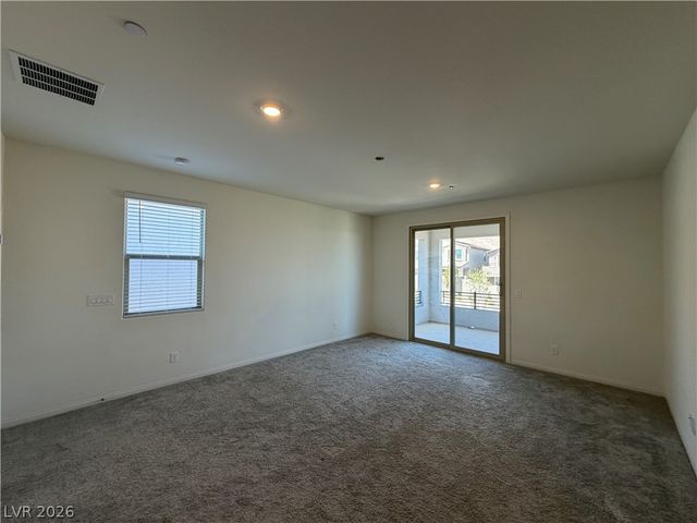 11836 Black Canary Avenue, Las Vegas, NV 89138