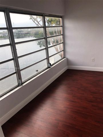 18900 NE 3rd Court 515, Miami, FL 33179