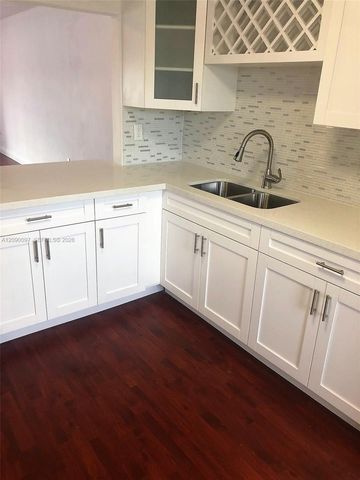 18900 NE 3rd Court 515, Miami, FL 33179