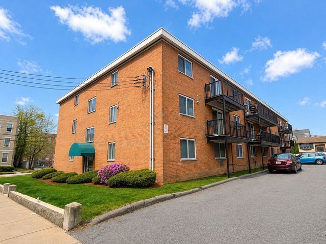 95-99 Maple St 17, Malden, MA 02148