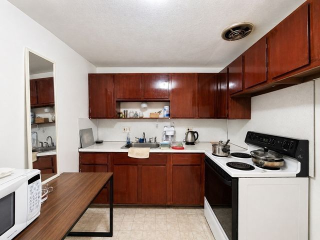 95-99 Maple St 17, Malden, MA 02148