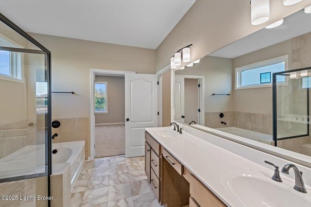 2213 Summit View Ct, La Grange, KY 40031