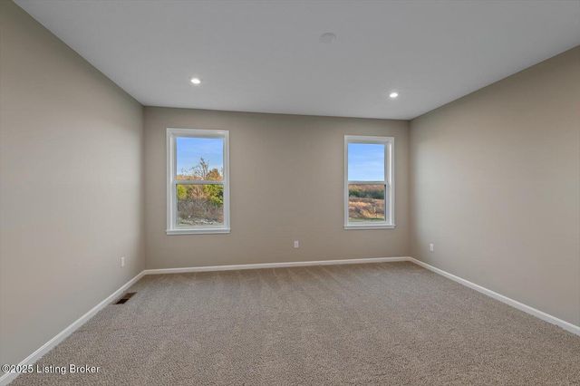 2213 Summit View Ct, La Grange, KY 40031