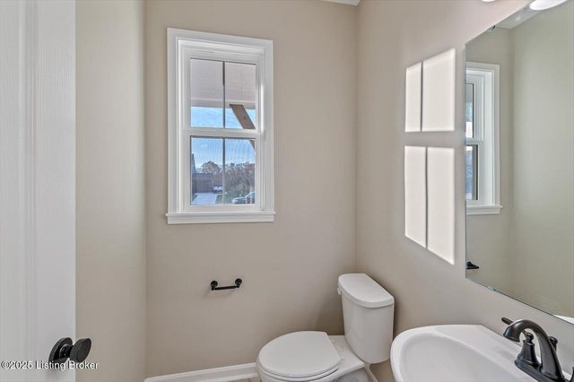 2213 Summit View Ct, La Grange, KY 40031