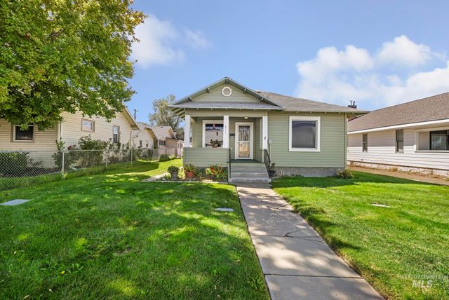 411 2nd Ave W, Twin Falls, ID 83301