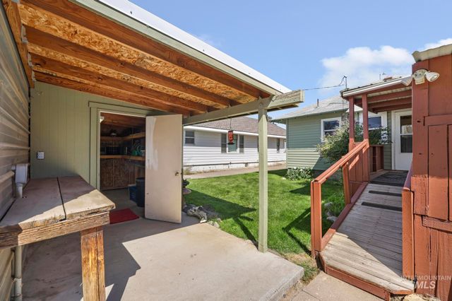 411 2nd Ave W, Twin Falls, ID 83301