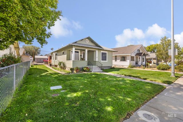 411 2nd Ave W, Twin Falls, ID 83301